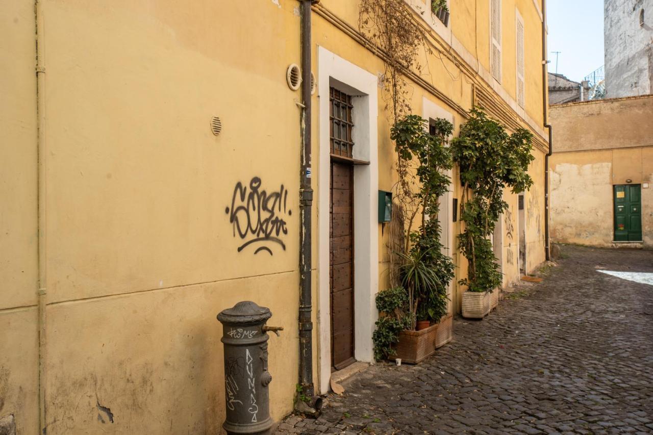 4C Colosseo Holidays Apartment Rome Exterior photo
